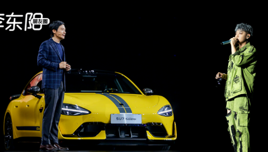 一夜之间，黄子韬托举雷军上神坛