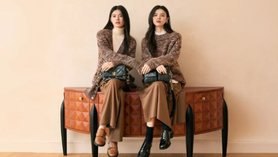 一场小蛮腰水上大秀背后，深呼吸靠“质价比”在女装赛道低调出圈！