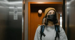 几个月做到销量第一：电梯里的袋鼠妈妈，“袋子”里究竟装了啥？