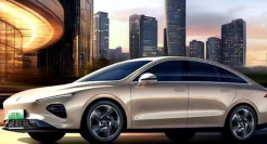 销量暴跌后，上汽把灵魂卖给了华为！