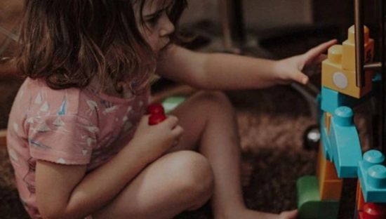 1亿小学生，送“奥特曼”上市