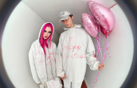 巴黎世家情人节礼物已送达