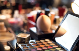 国际美妆品牌在华遇阻，国货在夹缝中突围