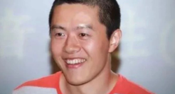 《哪吒2》“饺子导演”开启带货，抖音高层震怒