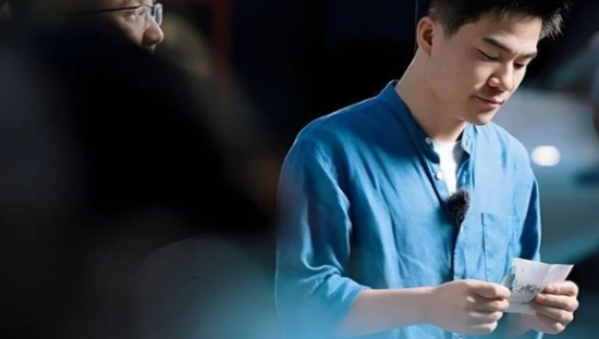 董宇辉再翻车！刺痛千万丈母娘