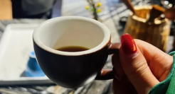 星巴克标配、瑞幸热卖，云南咖啡“开挂”