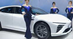 哪吒汽车“暴雷”！3000万新能源车主天塌了