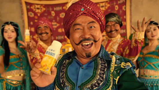 安慕希玩梗笑疯了，一比一复刻洗脑神曲