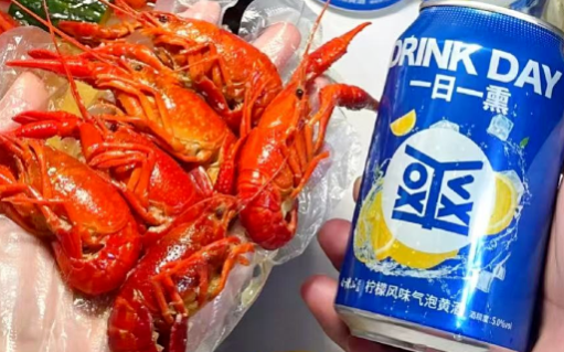 “爽酒”续命，当代年轻人的刚需小蓝罐！