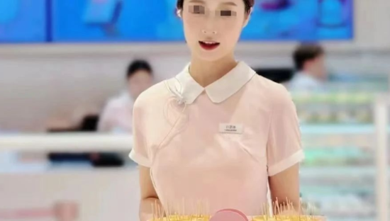 好利来“隐形服务”曝光，网友：配享太庙！