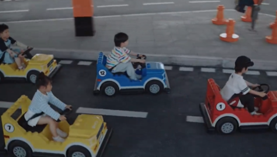 比亚迪×上海乐高乐园，人生第一次驾驶