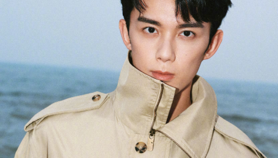 Burberry新晋代言人吴磊，开辟“吴”限可能