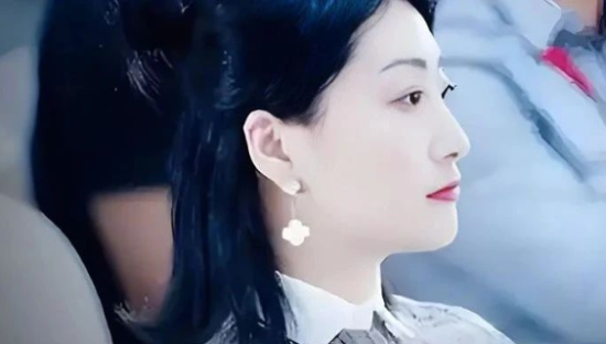 宗馥莉“消失”，娃哈哈突然注销！