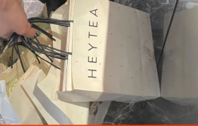 中国黄牛狂薅樱花妹羊毛！喜茶 x Chiikawa联名杯在日本炒出天价！