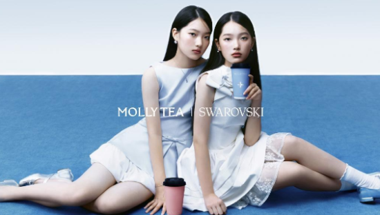 茉莉奶白携手施华洛世奇，以东方摩登美学解锁秋日茶饮体验​