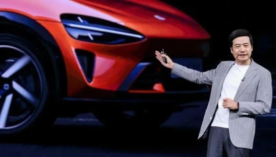 小米YU7遭群嘲，炸出史上最烂公关！