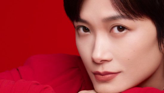 李宇春代言OLAY，让美不被定义