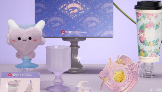 霸王茶姬 × 周生生，七夕演绎东方浪漫