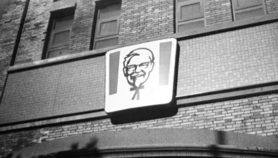 肯德基 “殡葬风” 被嘲，市场部天塌了！