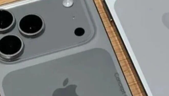 iPhone 17 Pro降了，但更贵了