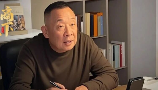 辞退12年老员工，胖东来被全网审判！