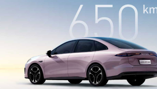 狠人刘强东，拿下小鹏汽车！