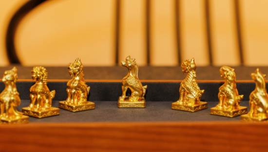 天猫 × 周大福珠宝，“黄金痛屋”爆火！